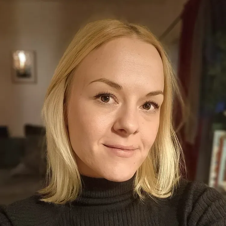 Veronica Toll, ordningskonsult